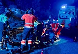 Evacuado al hospital tras una colisión entre dos vehículos en la A-7 a la altura de Estepona