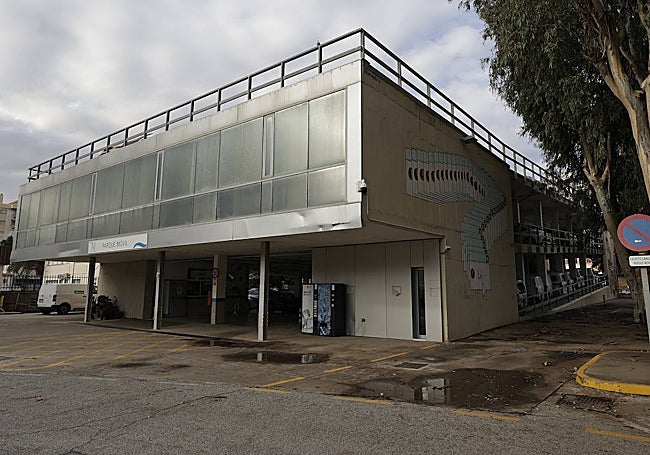 El edificio del Parque Móvil será demolido y sustituido por uno subterráneo.