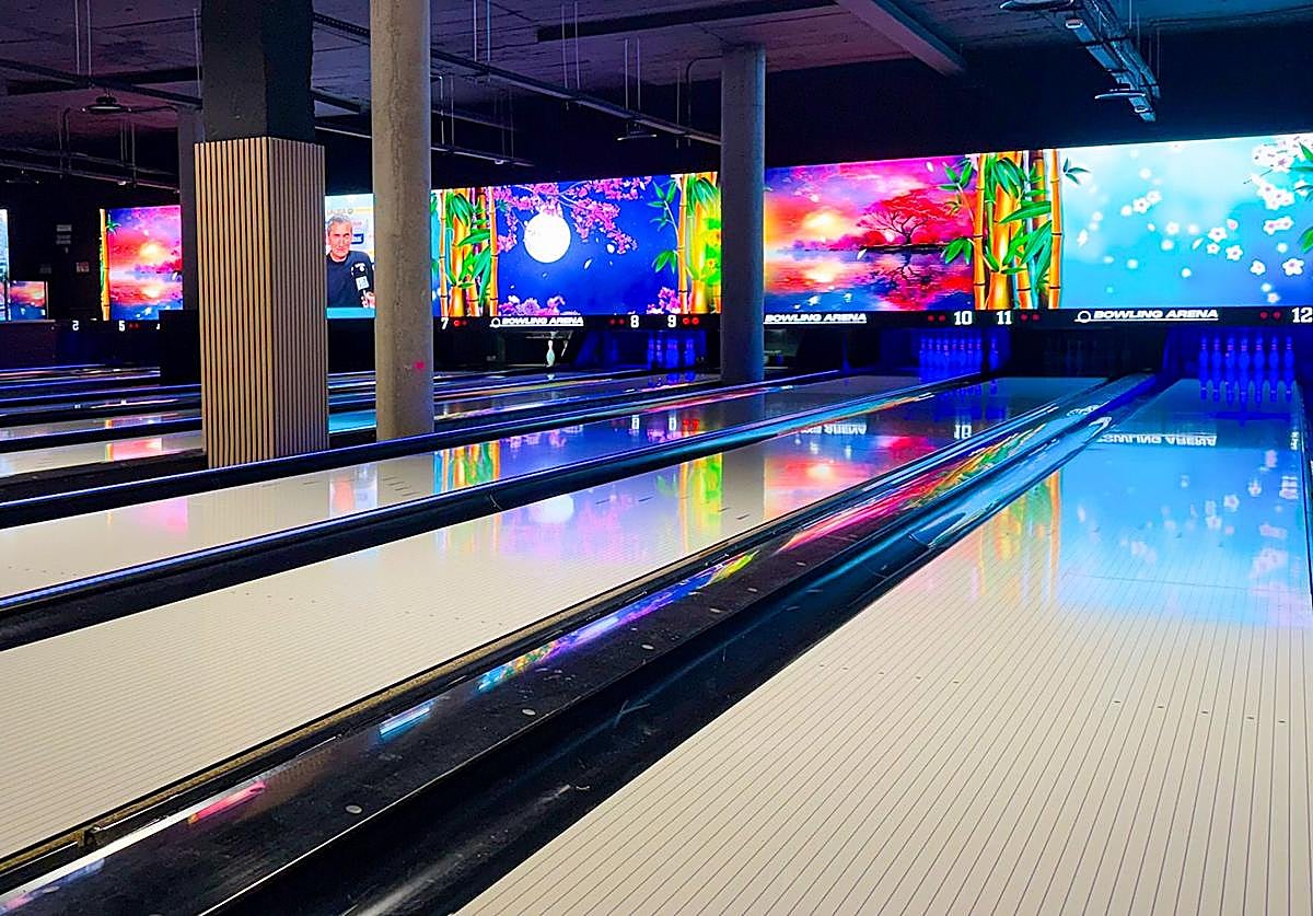 Bowling Arena Marbella: la nueva bolera de moda