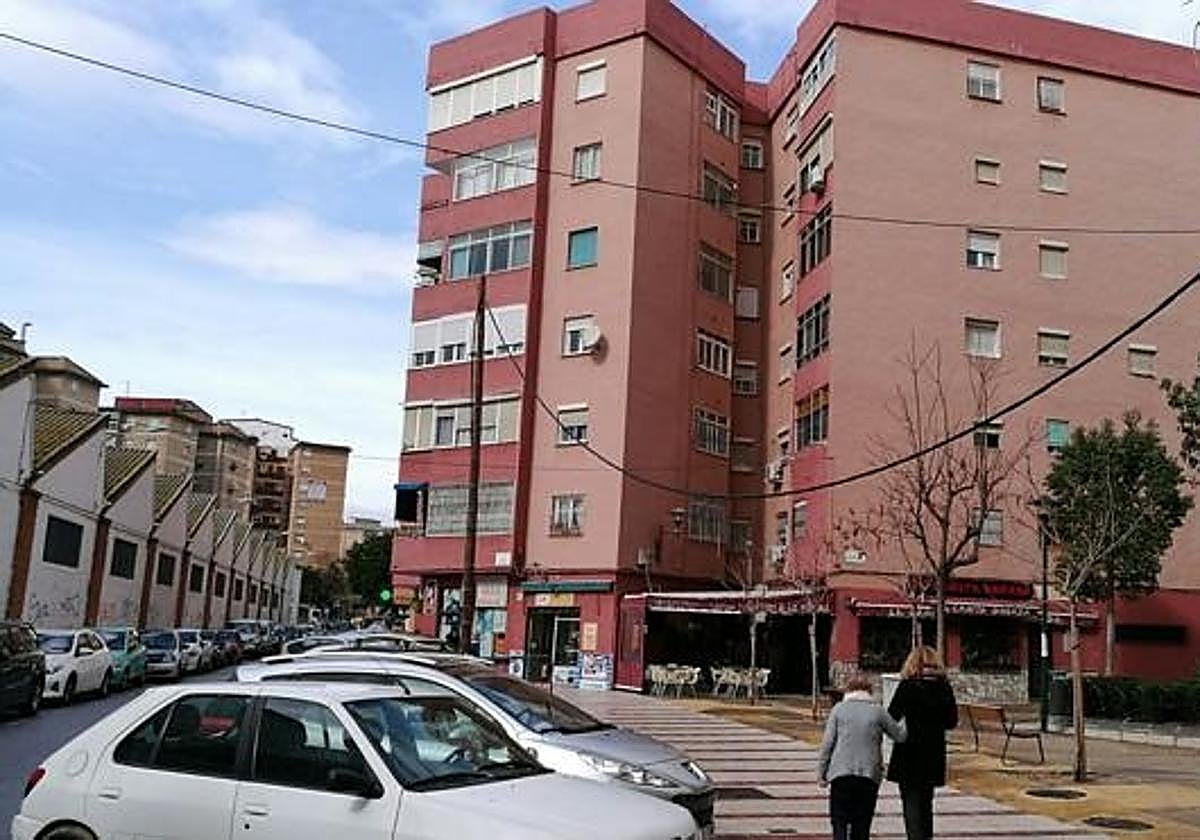 Imagen de archivo de la calle Alcalde José María Corona, en el distrito de la Carretera de Cádiz.