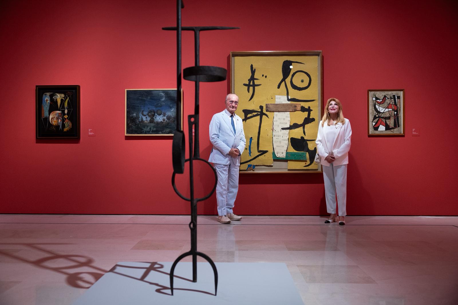 La exposición &#039;Telúricos y primitivos. De la Escuela de Vallecas a Miquel Barceló&#039;, en imágenes