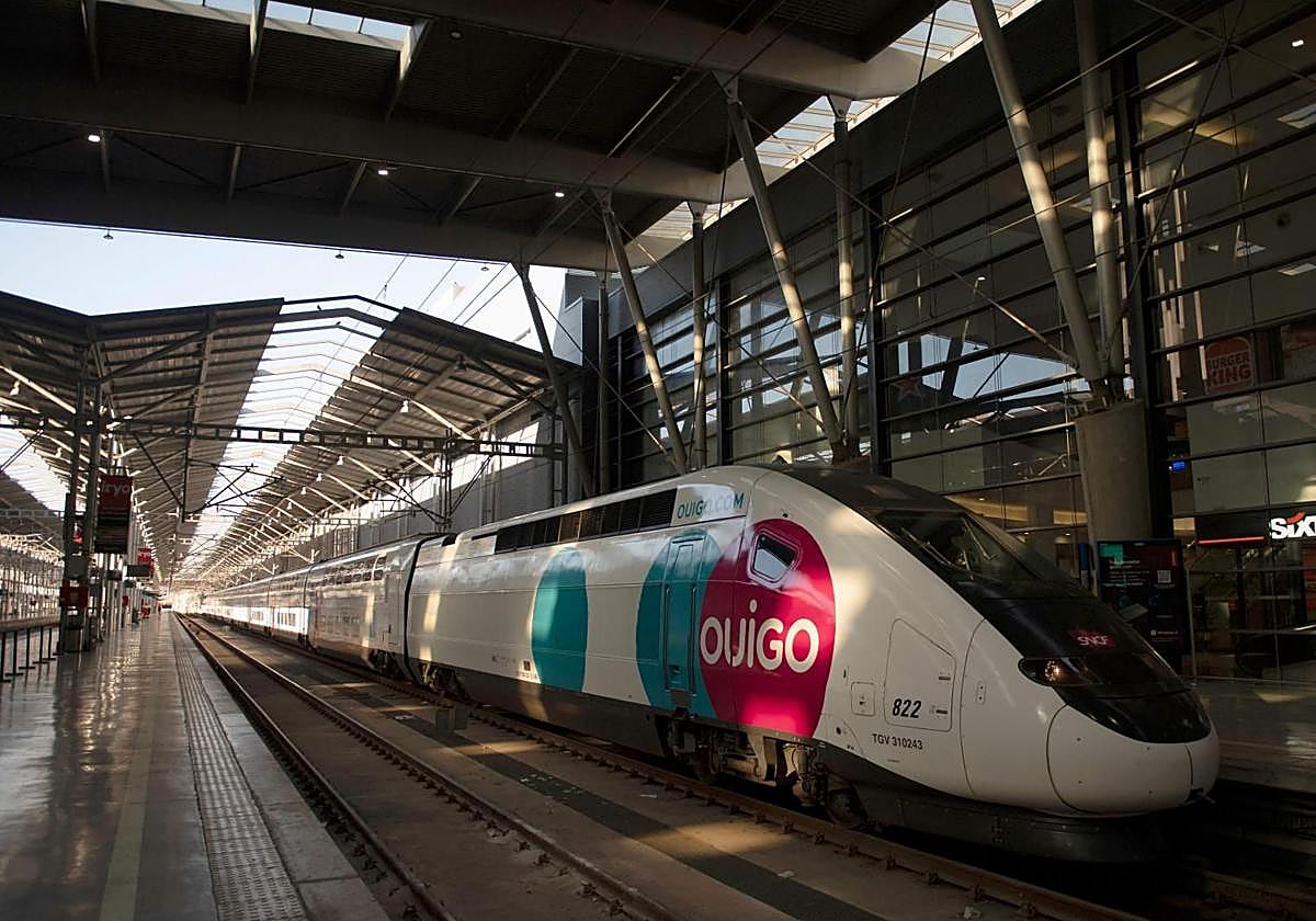 Billetes de tren Málaga-Madrid desde 9 euros: Ouigo pondrá a la venta este día asientos hasta agosto