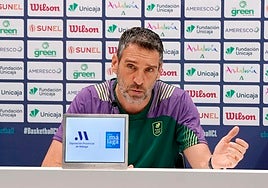 Ibon Navarro, en la previa del Unicaja-Mersin de BCL.