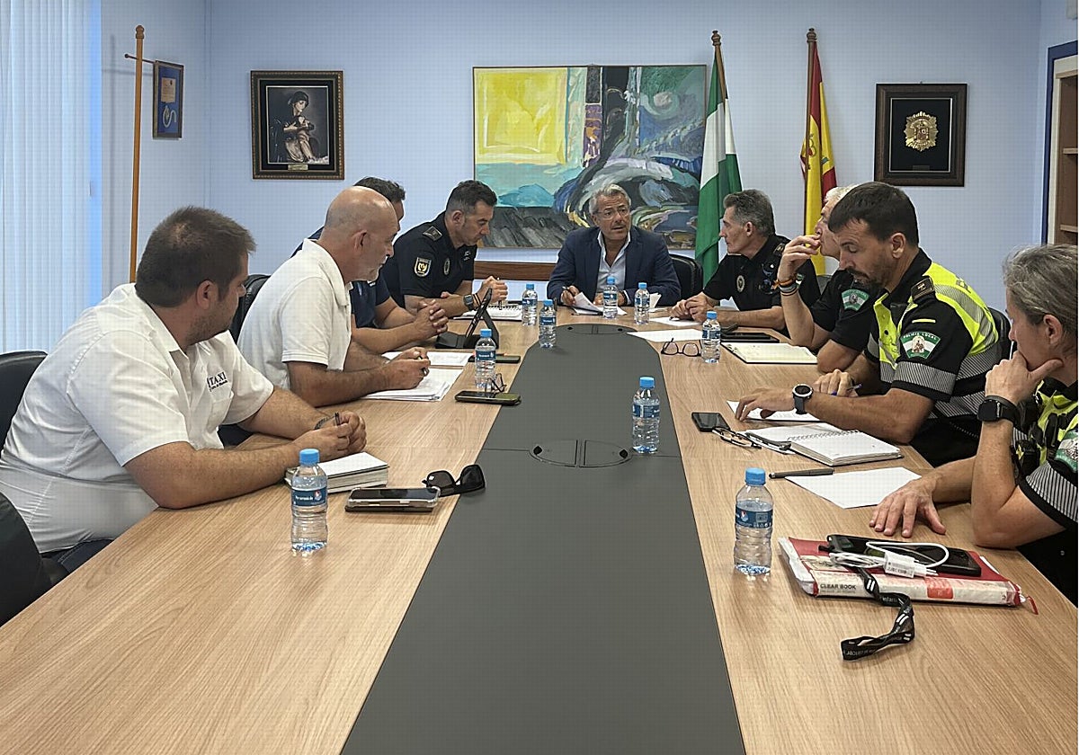La unidad de transporte de la Policía Local cuenta con un inspector, un subinspector y un oficial, con varios agentes a su cargo.