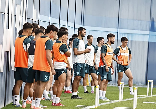 La plantilla, en un momento de la sesión de este miércoles.