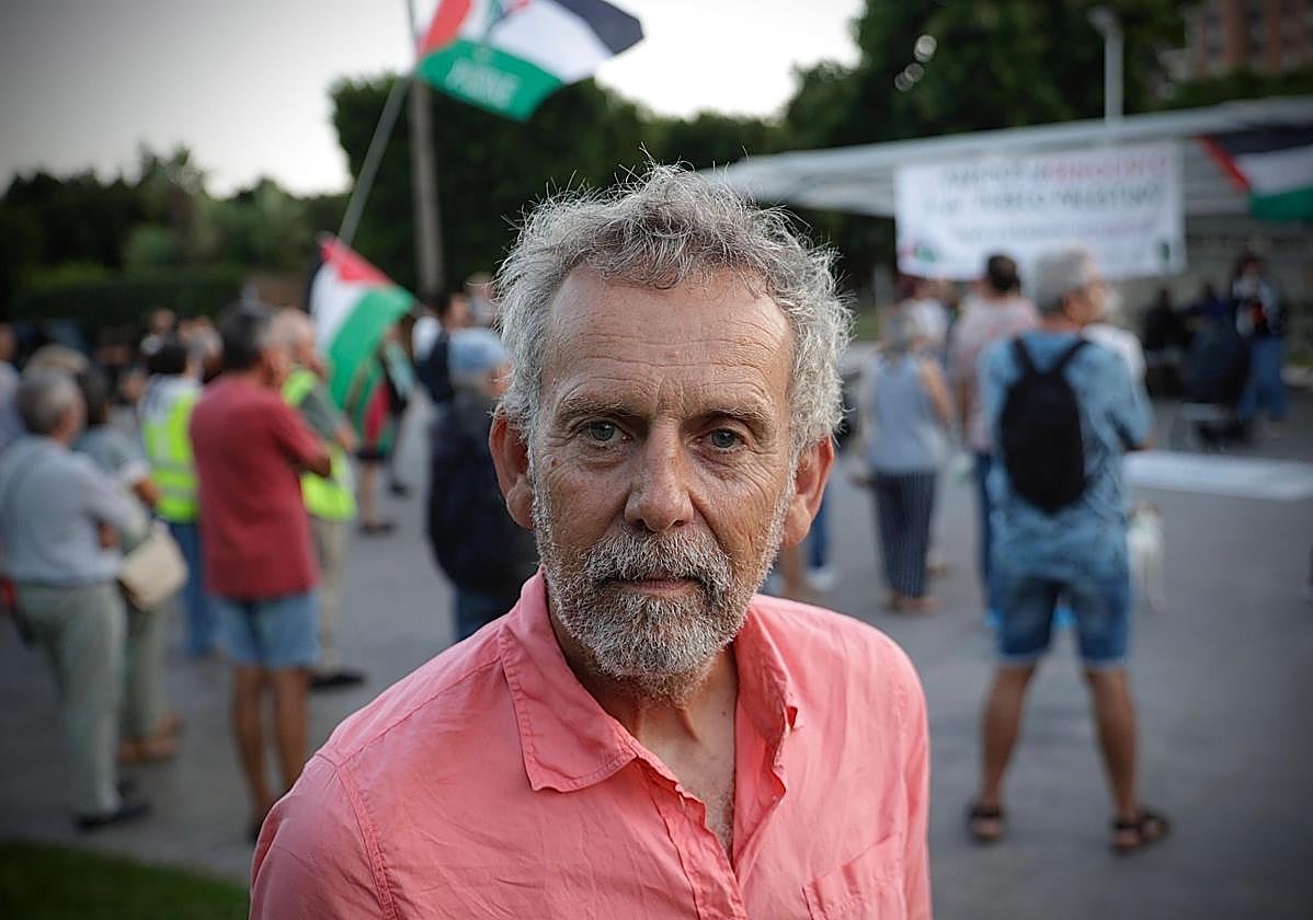 Ruggero Zeni, este miércoles en el Parque del Oeste, durante la última concentración en apoyo de Gaza.