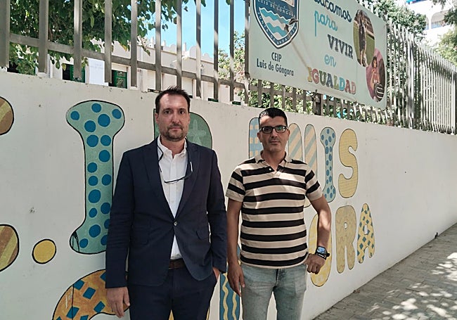 José Campos, portavoz de las familias, junto a Hicham Bounaija, director deportivo del equipo.