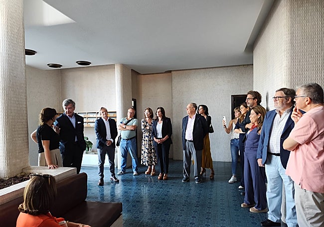 Imagen del interior del portal.