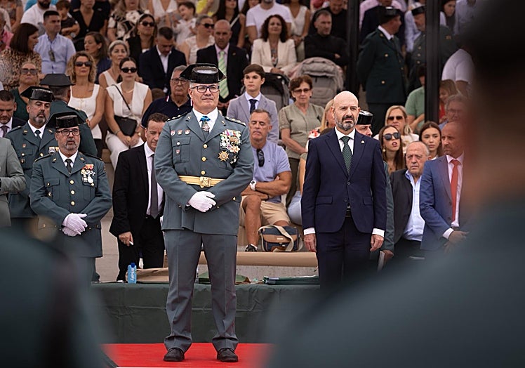 Blanes y Salas, presidiendo el acto.