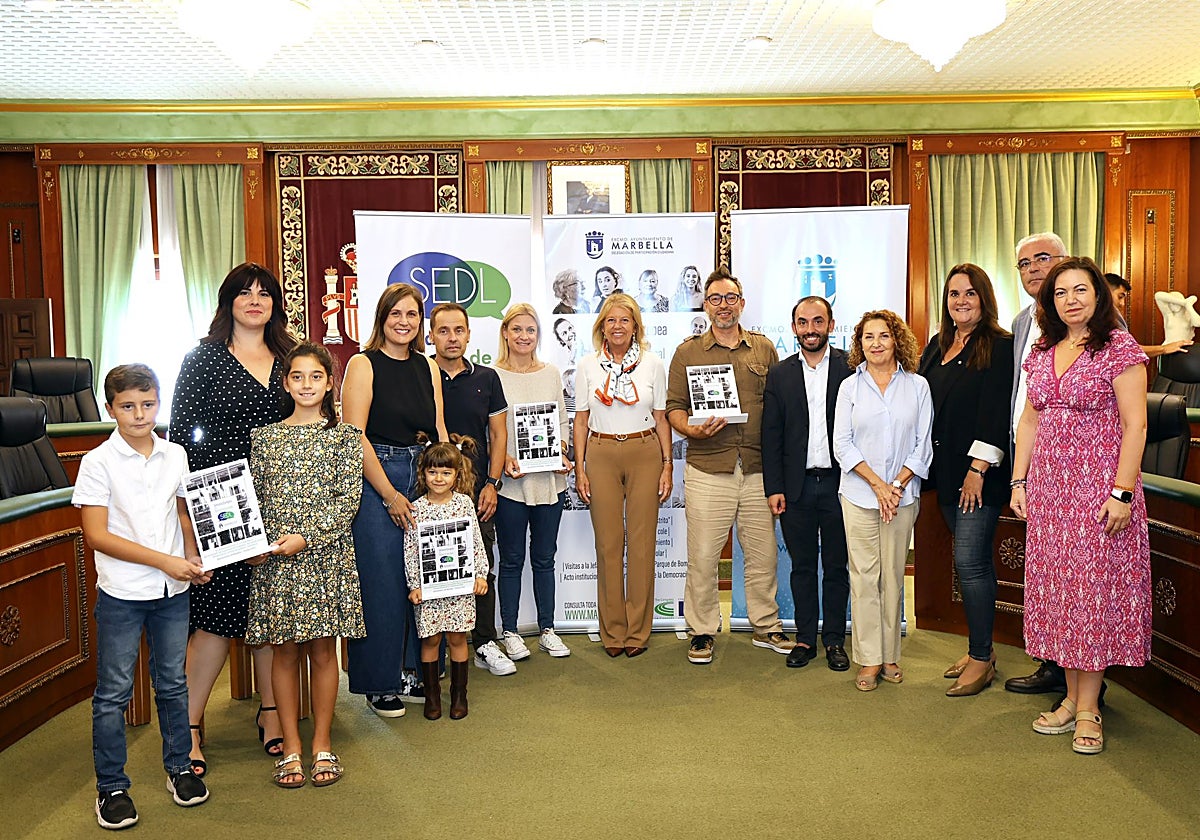 El acto de reconocimiento se ha celebrado en el Salón de Plenos, presidido por la alcaldesa, Ángeles Muñoz.