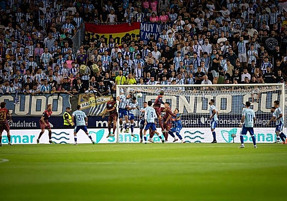 Imagen del Málaga-Deportivo en La Rosaleda del pasado domingo.