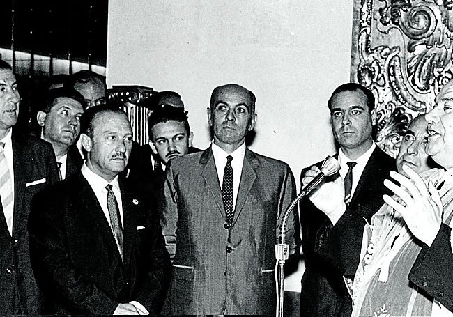 José Meliá y Monseñor Rodrigo Bocanegra, durante la inauguración del Hotel Meliá Don Pepe de Marbella el 27 de junio de 1964.