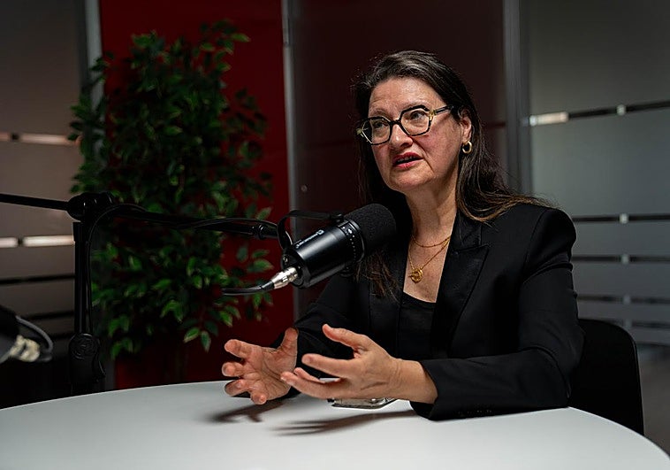 Mercedes Siles, durante la entrevista en la sede de SUR.