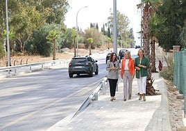 La consejera de Fomento, Rocío Díaz, y la alcaldesa de Marbella, Ángeles Muñoz, han visitado las obras.
