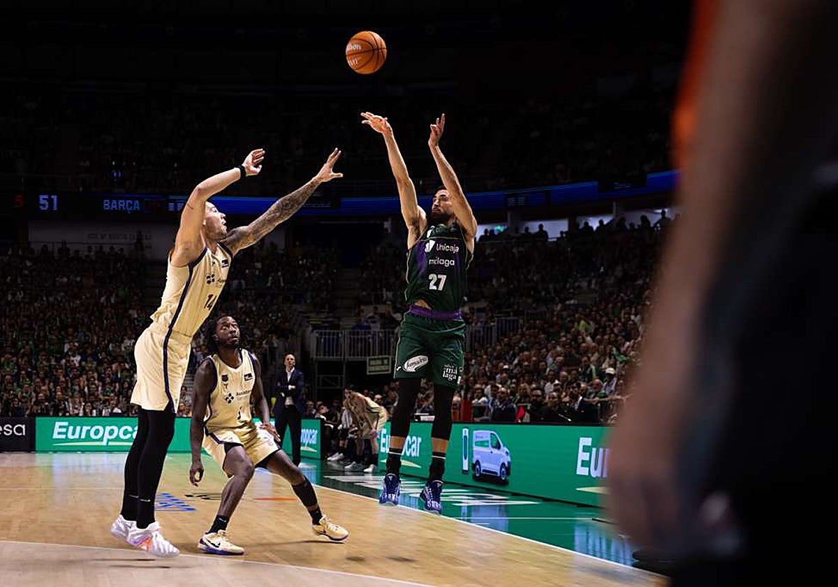 Vídeo resumen de la derrota del Unicaja ante el Barcelona