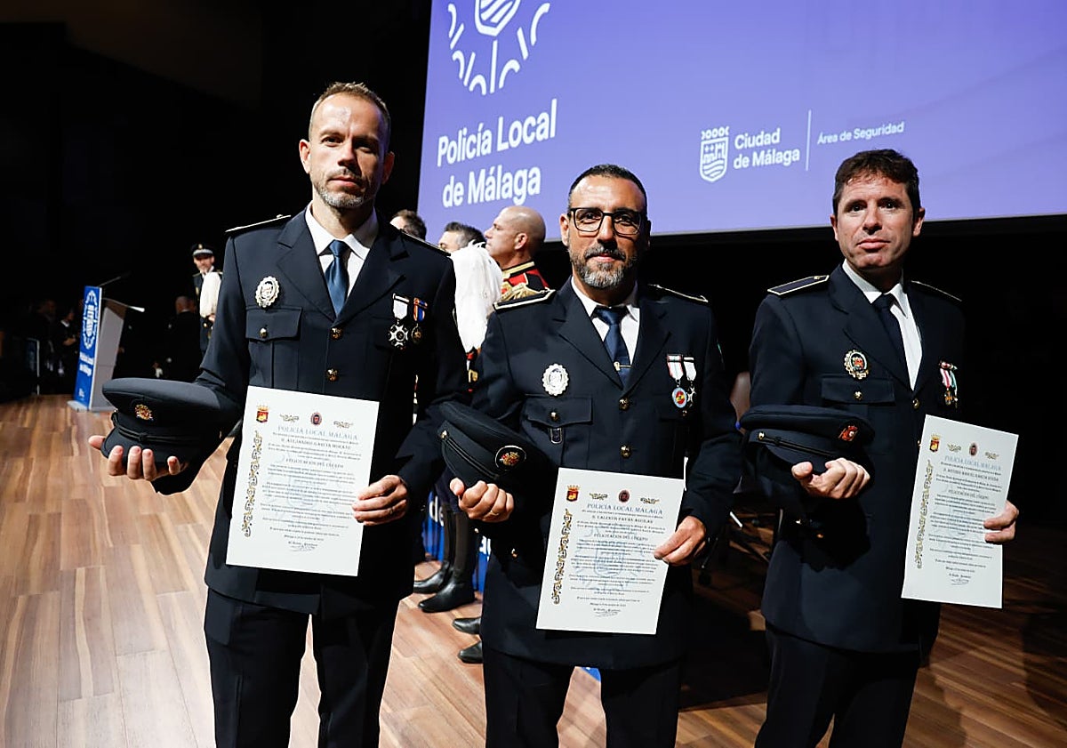 Imagen principal - De izquierda a derecha, Alejandro García, Valentín Payán y Antonio Manuel García.