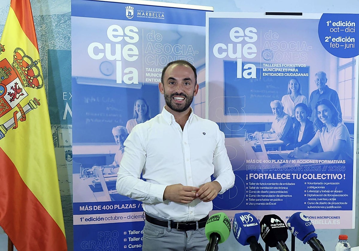 El edil de Participación Ciudadana, Enrique Rodríguez, ha presentado la iniciativa.