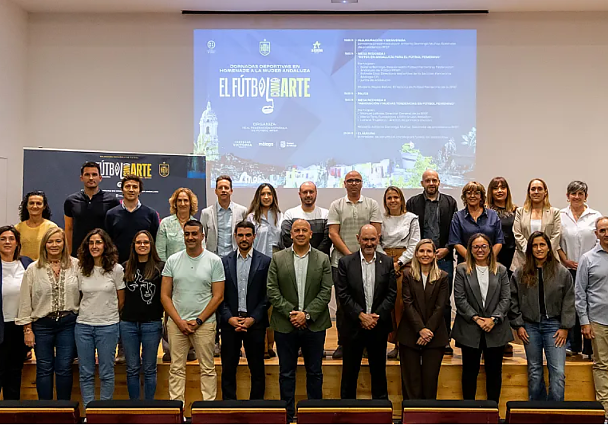 Hacia el futuro del fútbol femenino