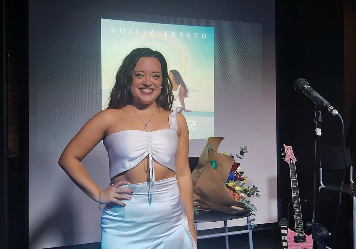 Noelia Franco descubre 'ÉTER' en Málaga: íntimo, simbólico y en directo