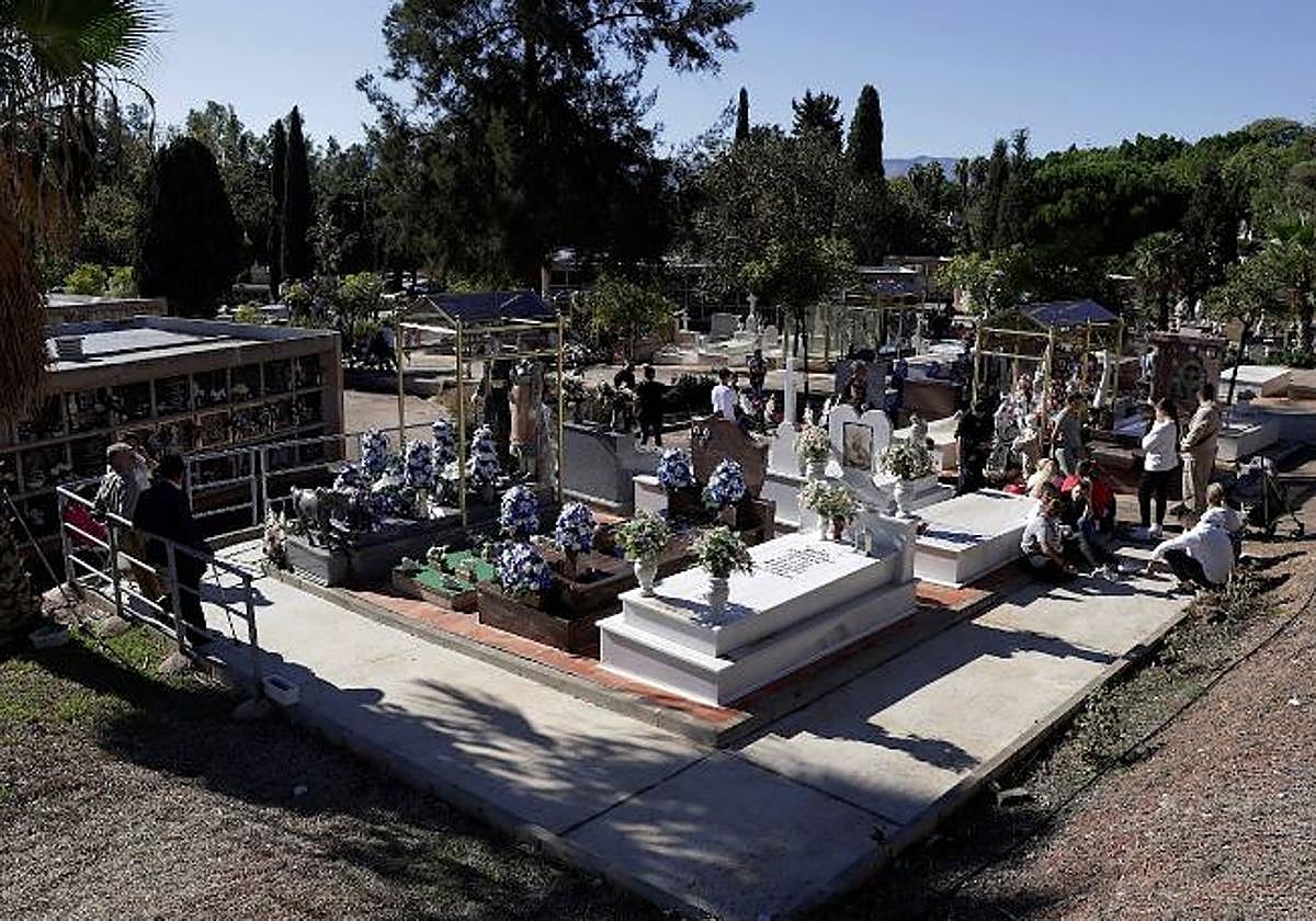 Los cementerios de Málaga amplían su horario desde este sábado por el Día de Todos los Santos