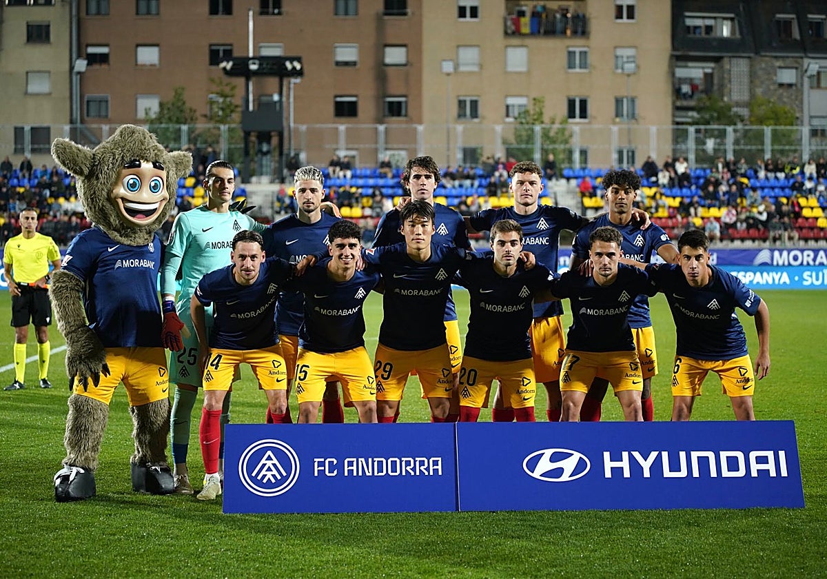 El último once del Andorra, frente al Granada.