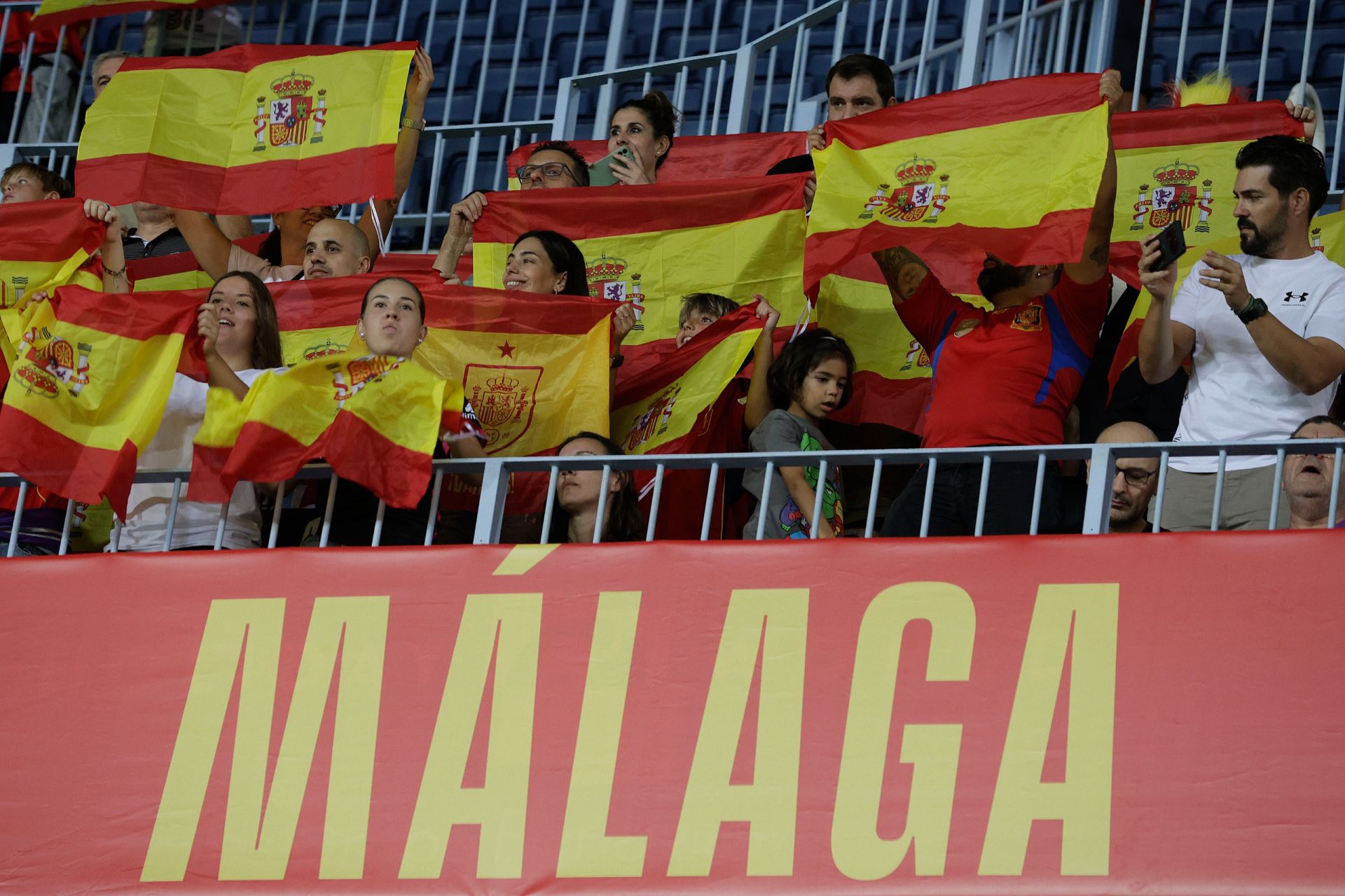 El España-Suecia jugado en Málaga, en imágenes