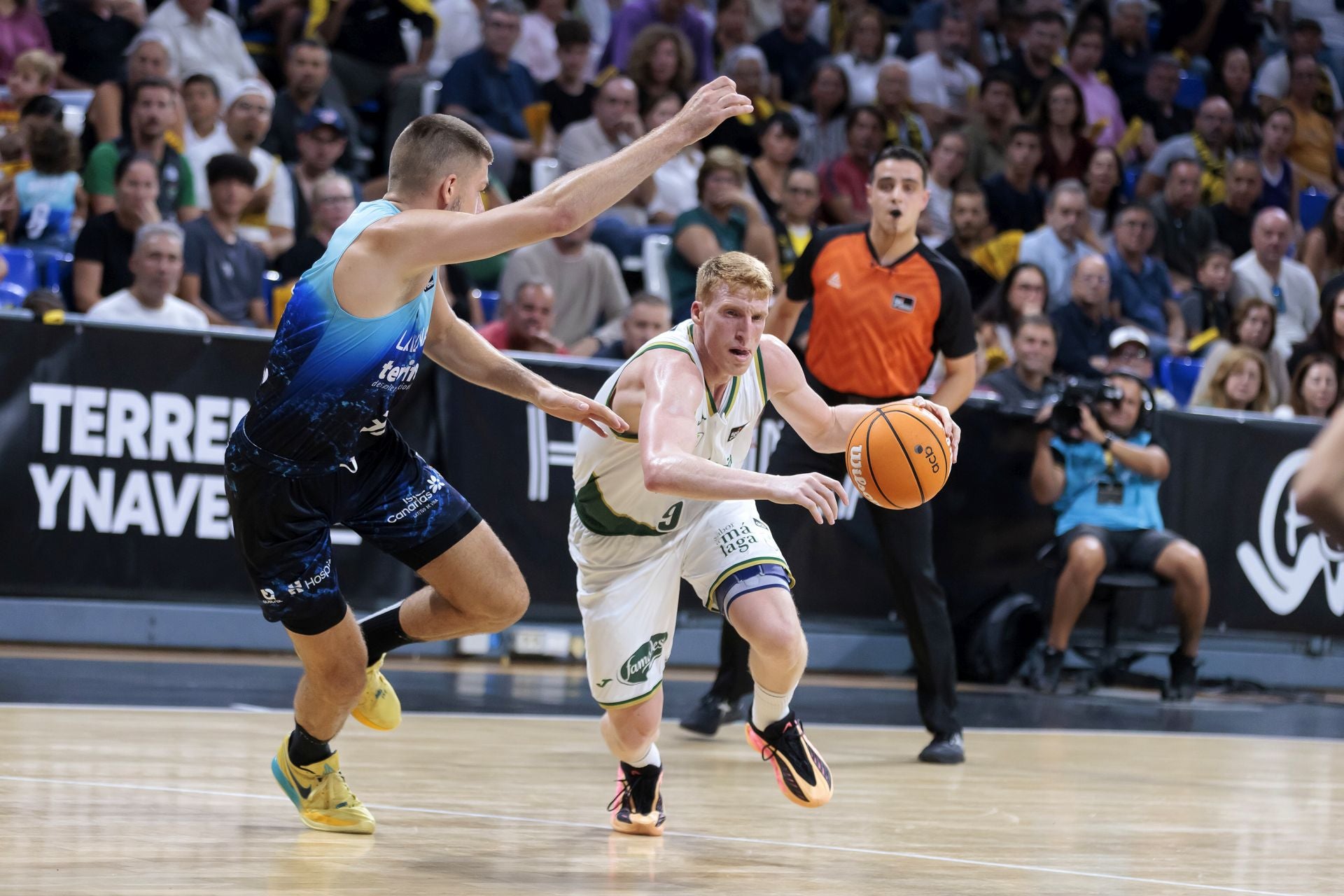 El partido La Laguna Tenerife - Unicaja, en imágenes