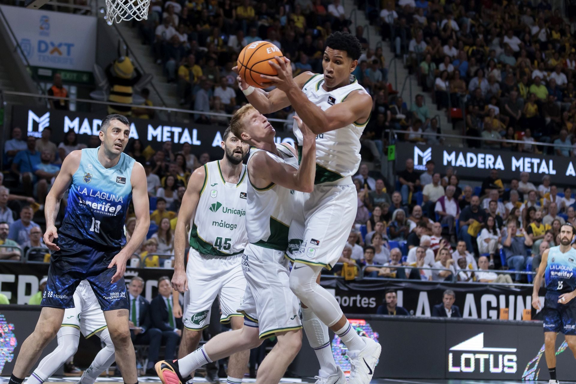 El partido La Laguna Tenerife - Unicaja, en imágenes