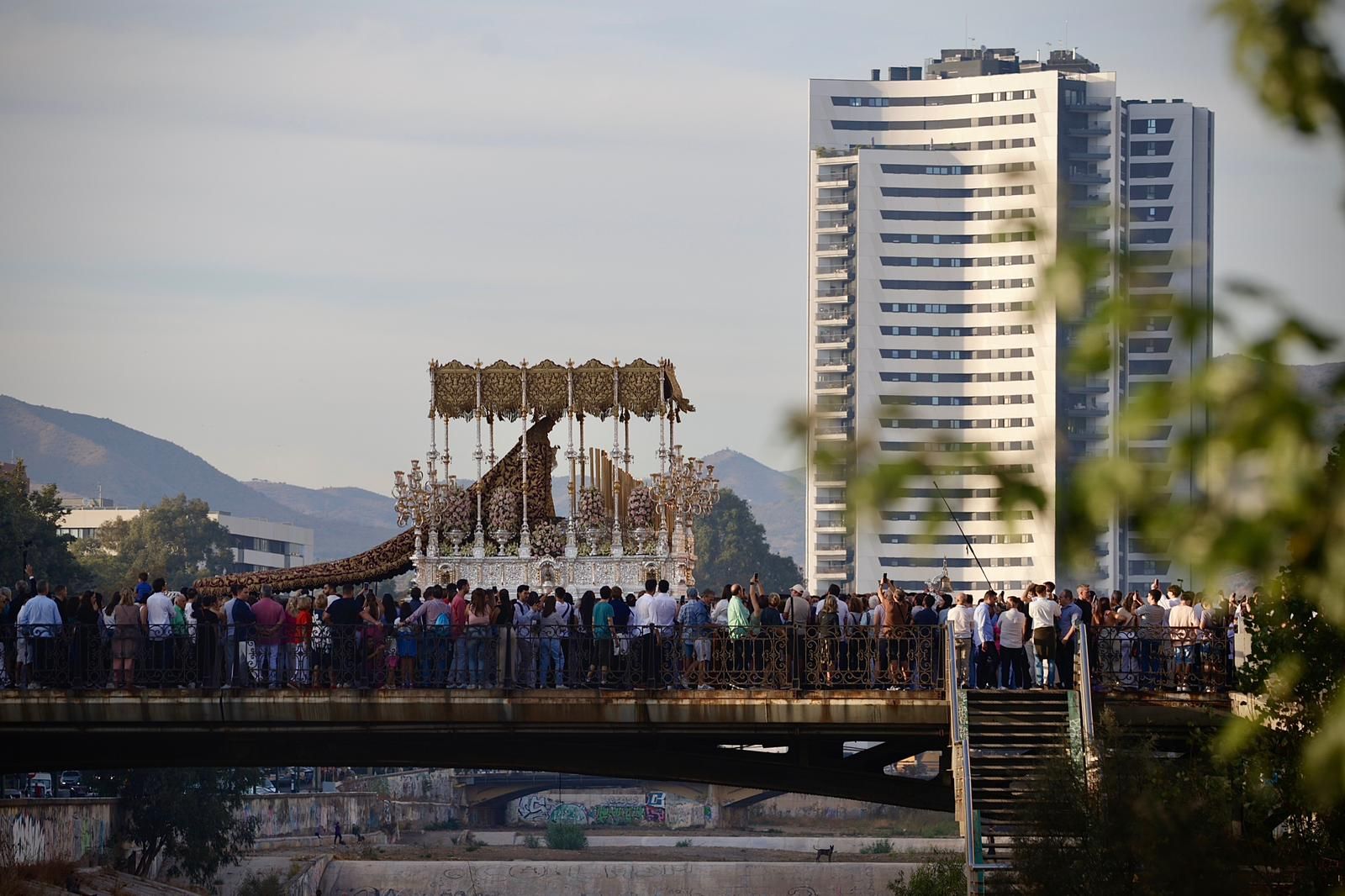 La procesión extraordinaria de la Virgen de la Trinidad, en imágenes