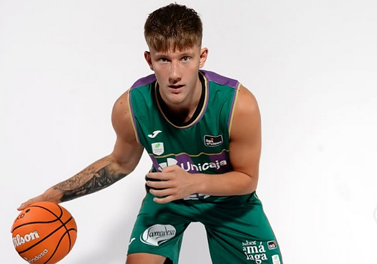 Butajevas, novedad en el entreno del Unicaja este lunes