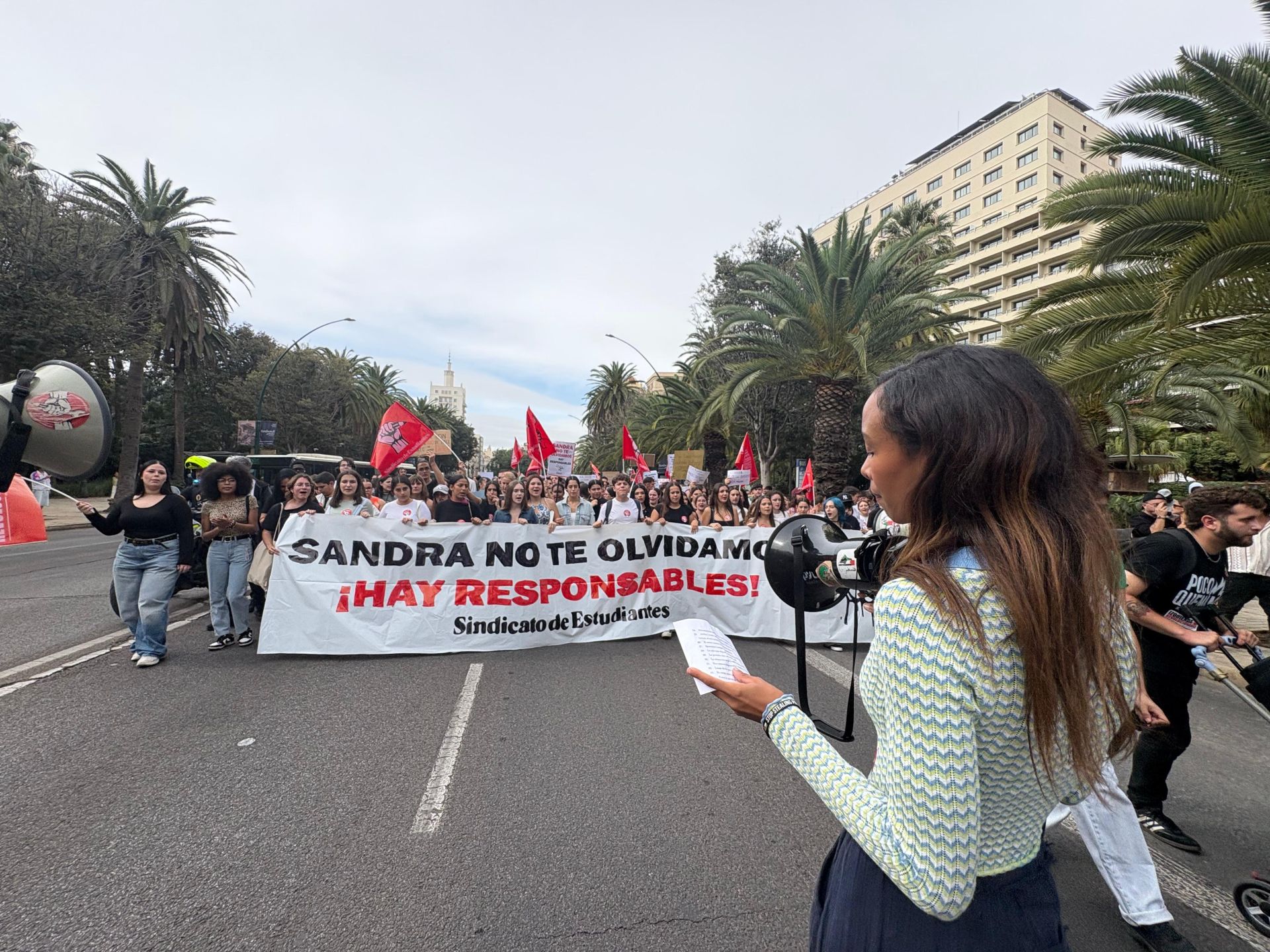 Cientos de personas se manifiestan en Málaga contra el bullying