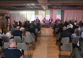 El foro foro 'Rumbo, el futuro de las ciudades sostenibles' en Marbella, en imágenes