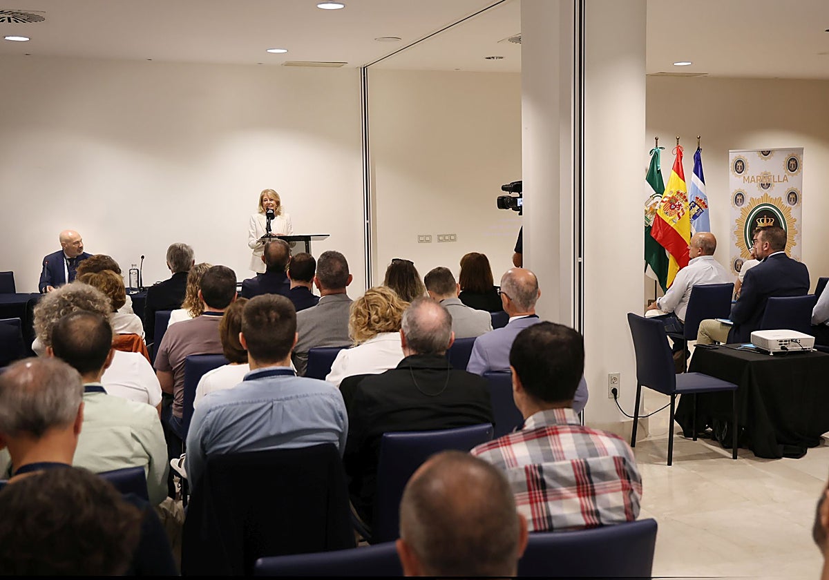 La alcaldesa de Marbella, Ángeles Muñoz, durante su intervención en las jornadas.