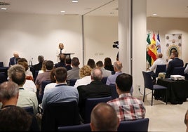 La alcaldesa de Marbella, Ángeles Muñoz, durante su intervención en las jornadas.