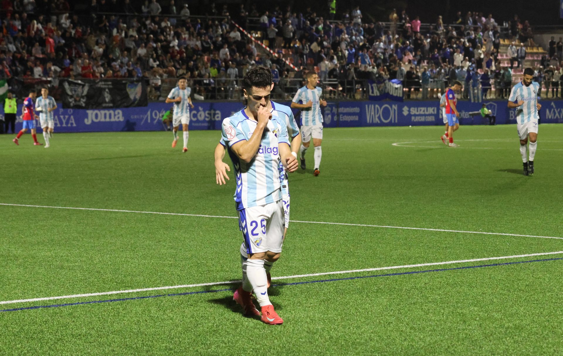 El Estepona-Málaga de Copa del Rey, en imágenes