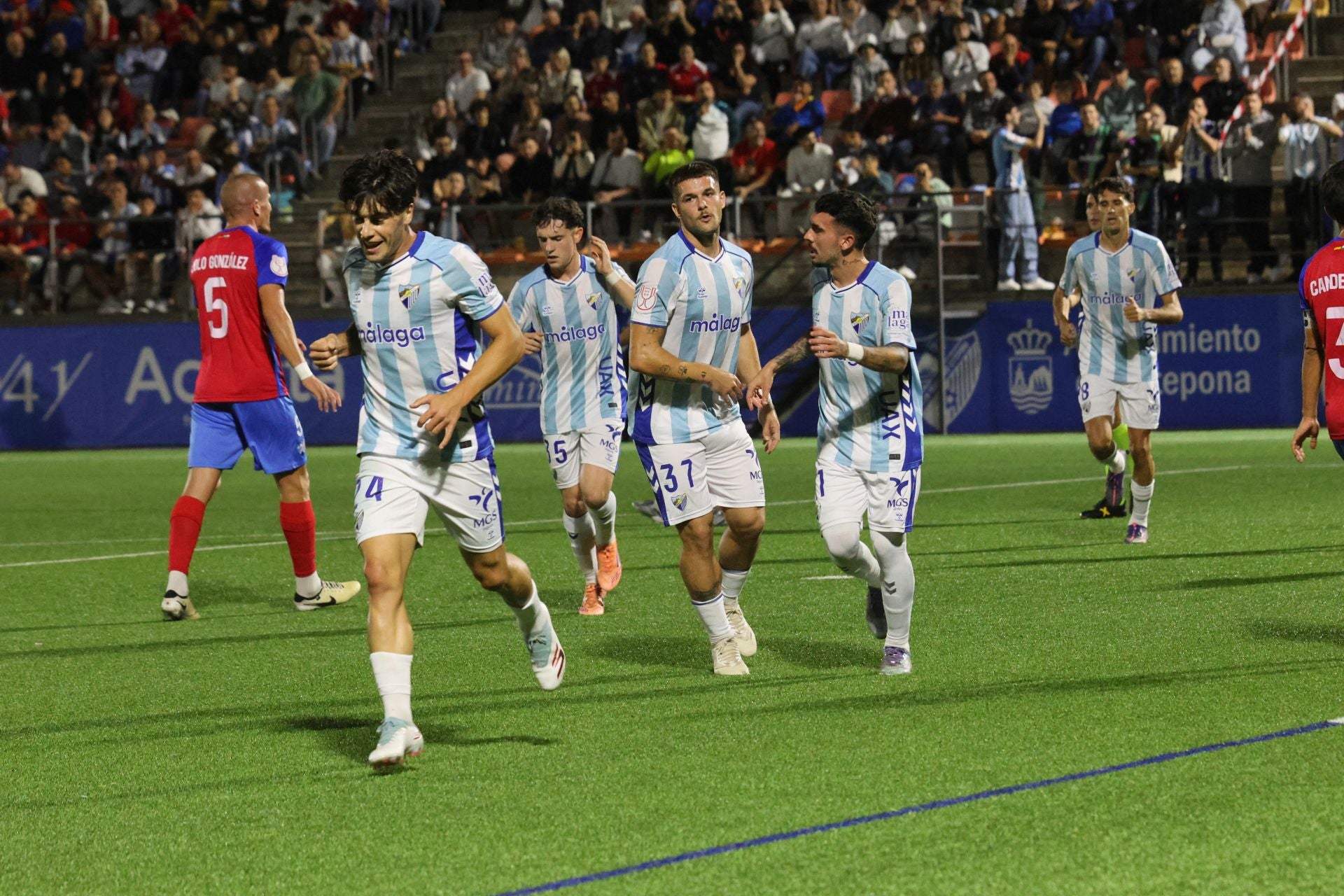El Estepona-Málaga de Copa del Rey, en imágenes