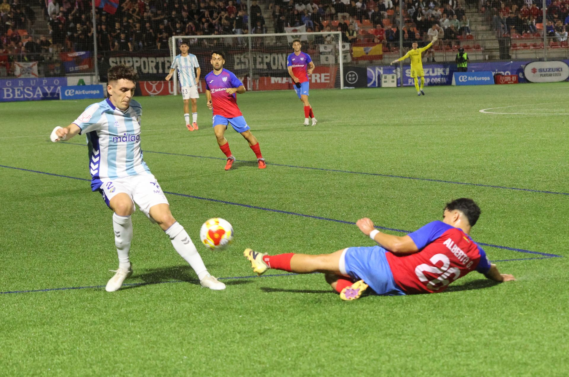 El Estepona-Málaga de Copa del Rey, en imágenes