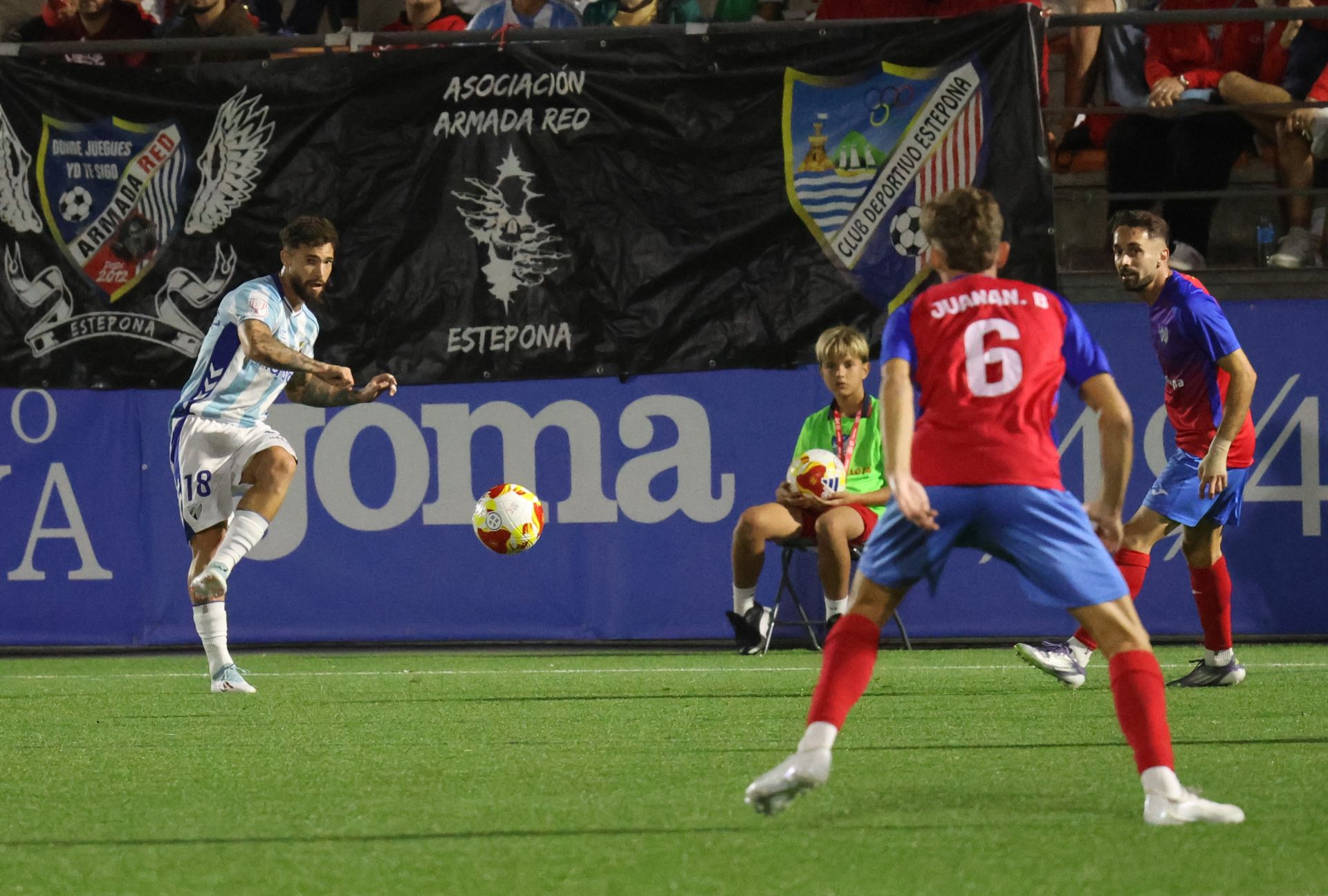 El Estepona-Málaga de Copa del Rey, en imágenes