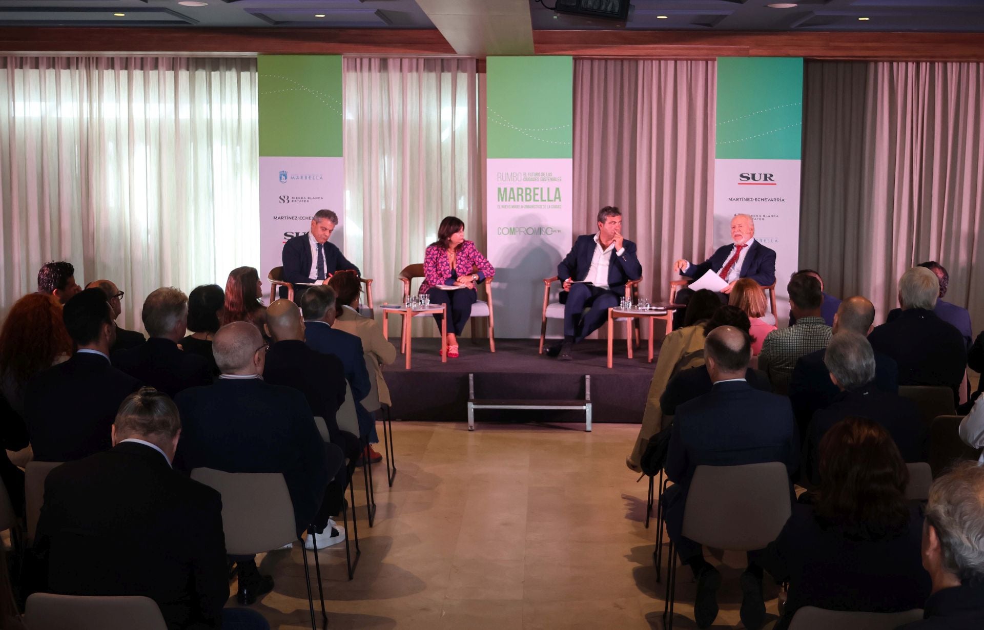 El foro foro &#039;Rumbo, el futuro de las ciudades sostenibles&#039; en Marbella, en imágenes