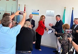 Acto de inauguración del nuevo edificio para la formación y el empleo en Nerja este viernes.