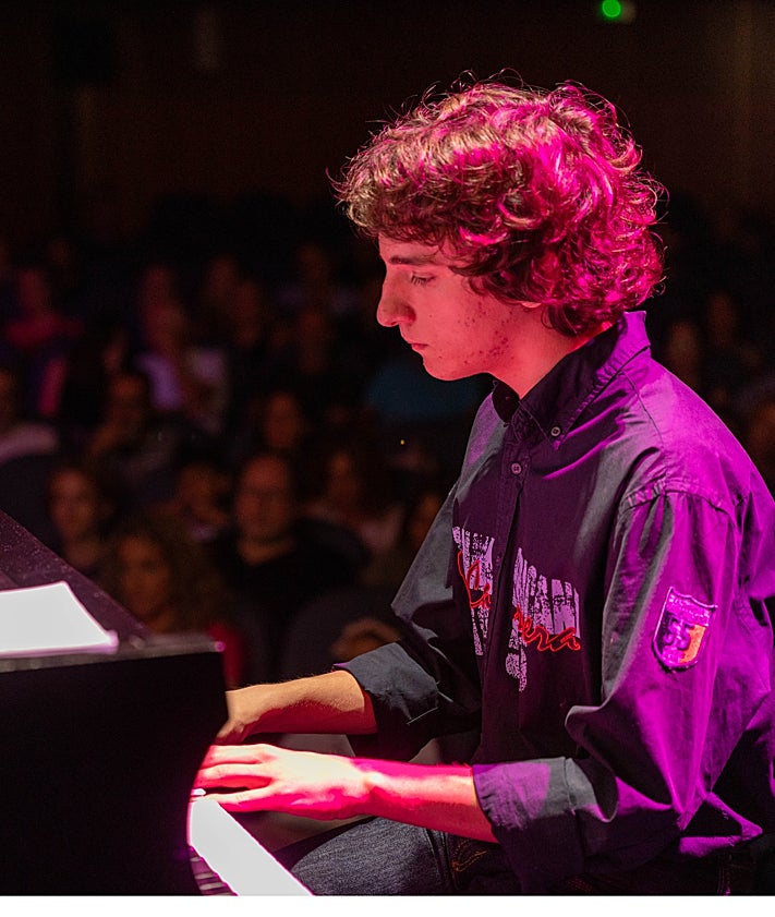Imagen secundaria 2 - El jardinero saxofonista de Alhaurín de la Torre