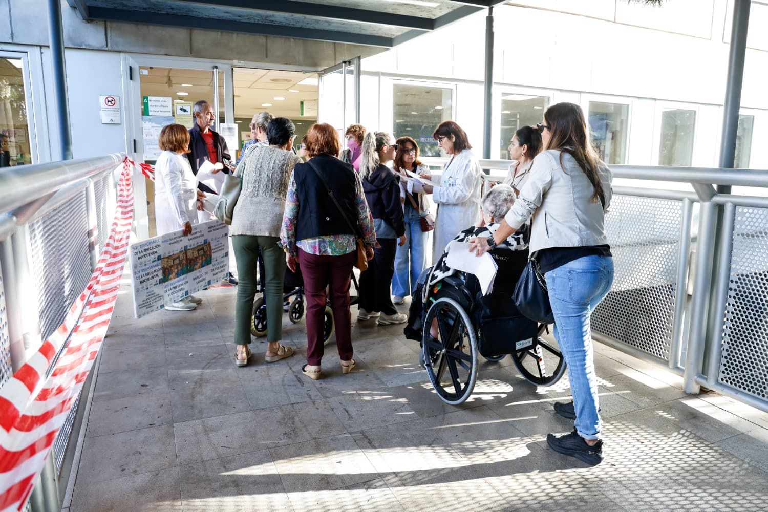 La huelga de técnicos superiores sanitarios en Málaga, en imágenes