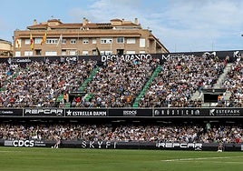 El SkyFi Castalia, el estadio del Castellón, durante un partido de la temporada pasada.