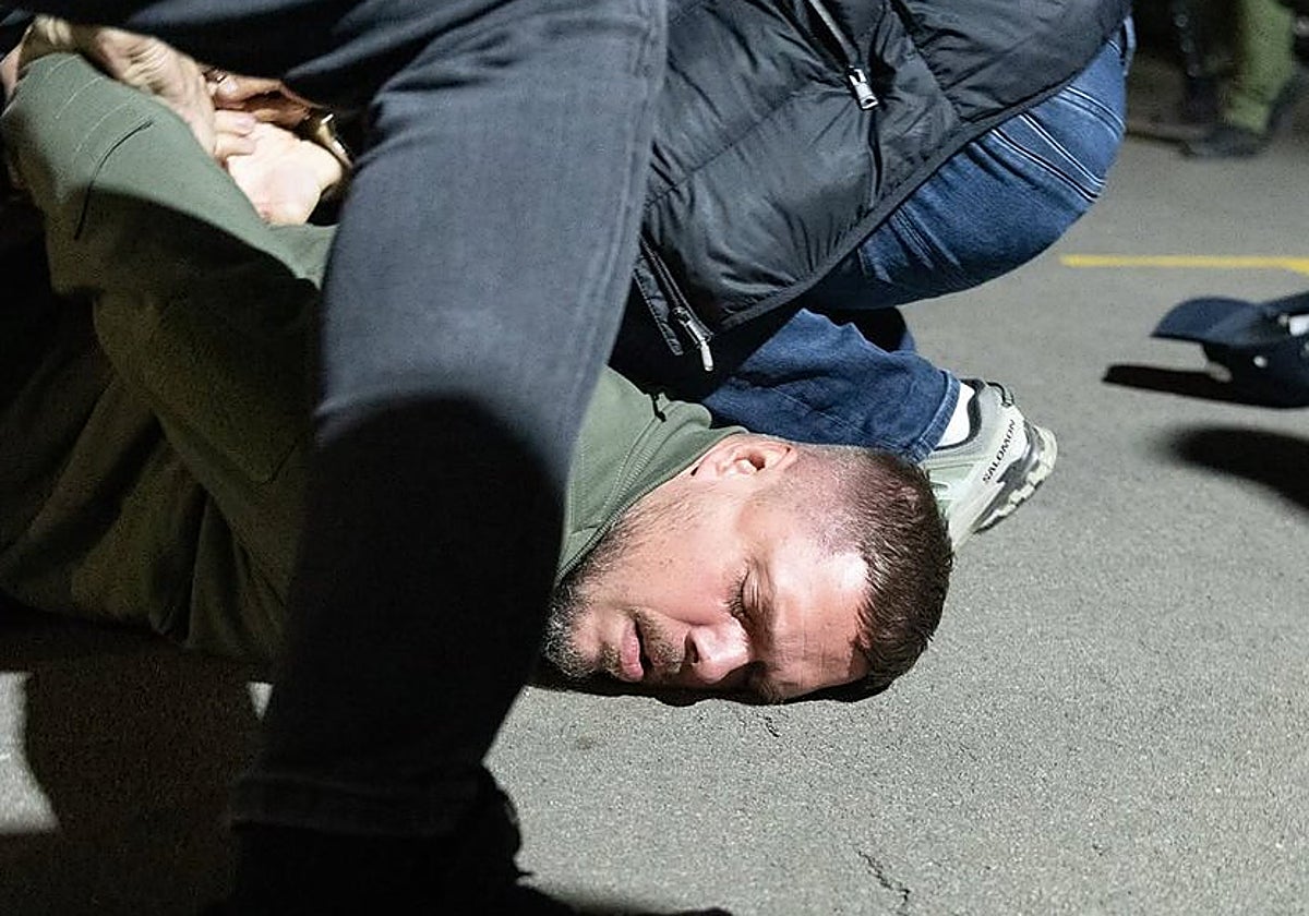 Vladimir Stimac, en el momento de su detención por la policía serbia.