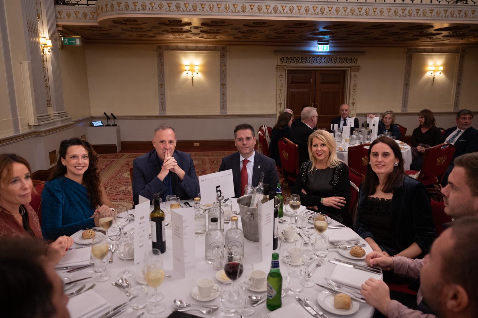 Cena de SUR en la World Travel Market 2025