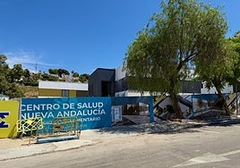 El centro de salud se amplía con un nuevo edificio que está construyendo el Ayuntamiento.