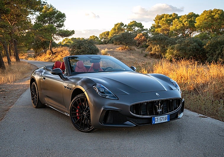 Maserati GranCabrio Trofeo.