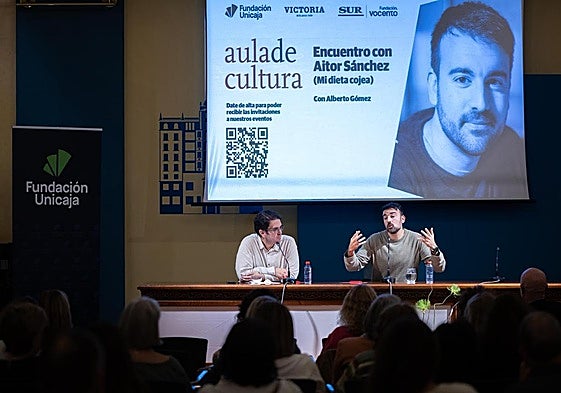 Así fue el Aula de Cultura SUR con Aitor Sánchez (Mi dieta cojea)