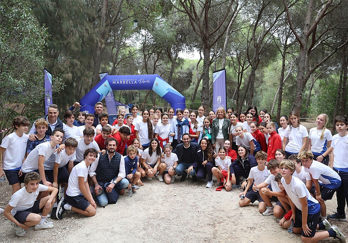 La alcaldesa de Marbella, Ángeles Muñoz, ha estado en el parque de Nagüeles, donde se ha celebrado la prueba.