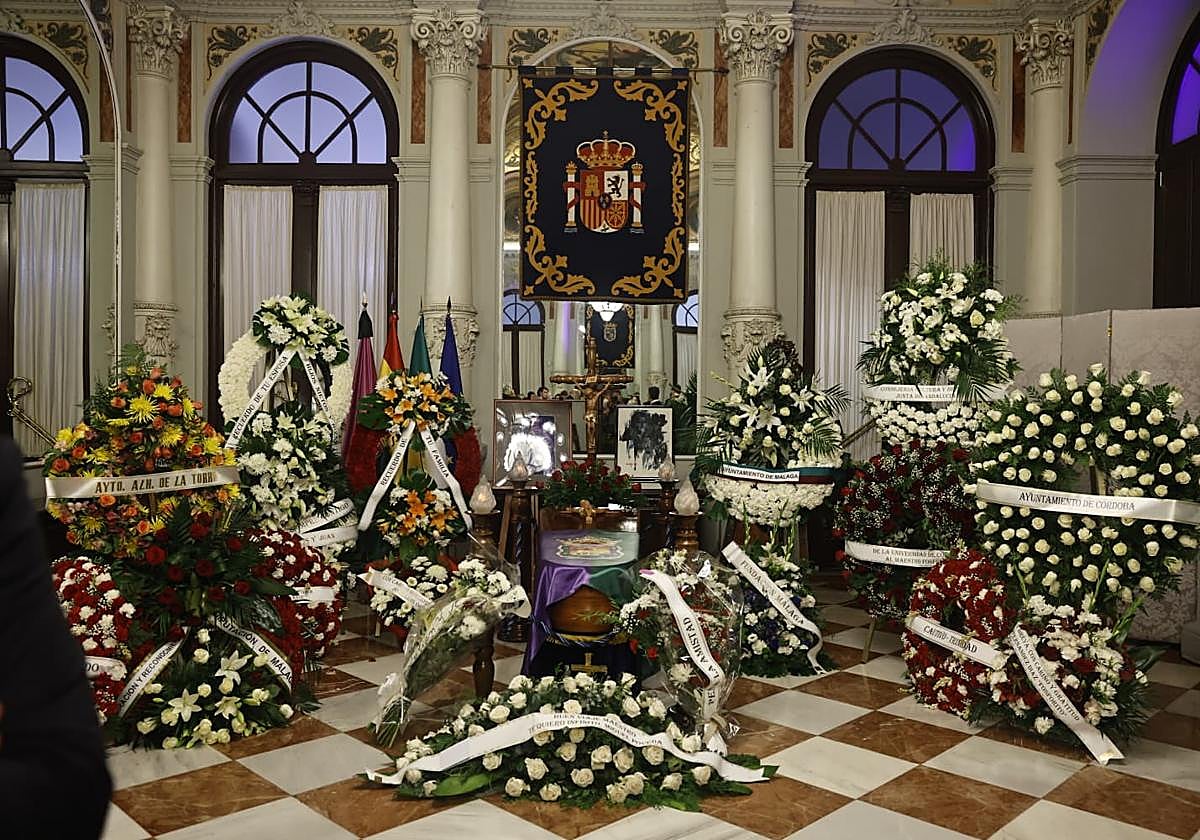 Málaga despide a Fosforito: su capilla ardiente se instala en el Ayuntamiento